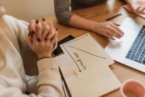 Multi-touch prospection B2B : orchestrer email, LinkedIn et téléphone