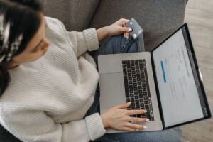 ShopifyEmail vs solution emailing dédiée : le vrai comparatif 2026